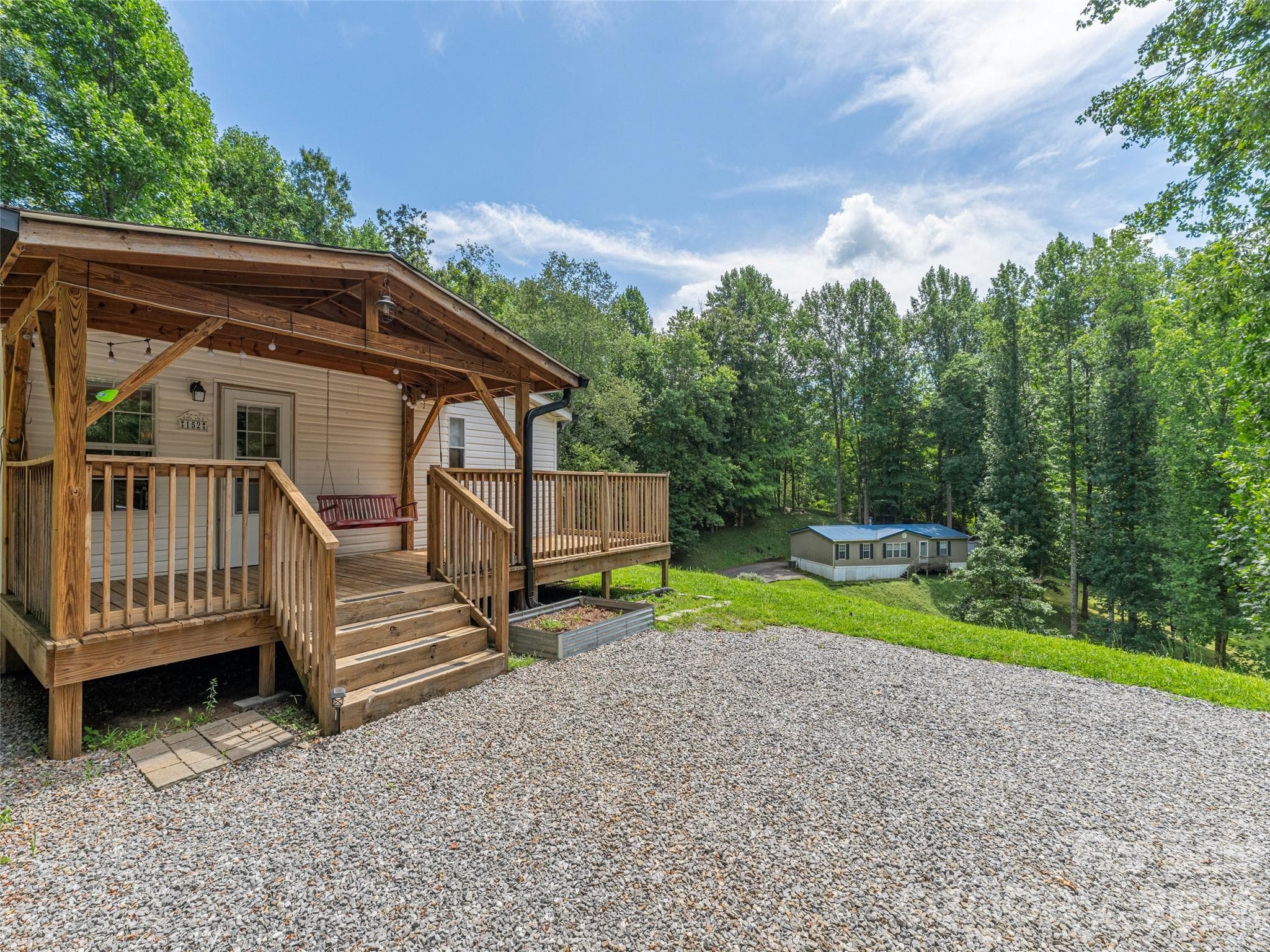 Single Family Residence at 152 Hollon Cove, Waynesville, photo 2 of 21