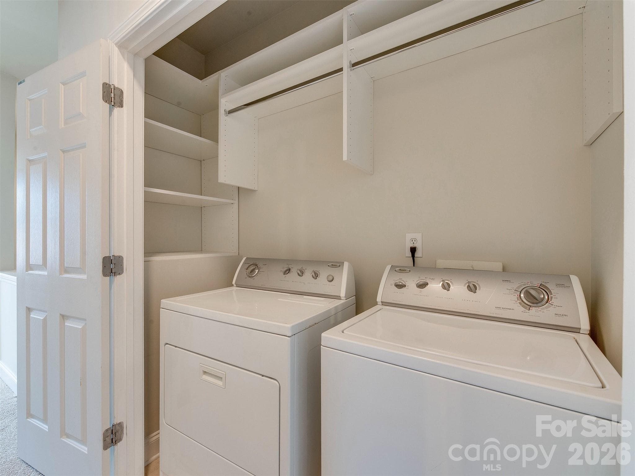 Condominium at 400 Clarice Avenue, Charlotte, photo 24 of 38