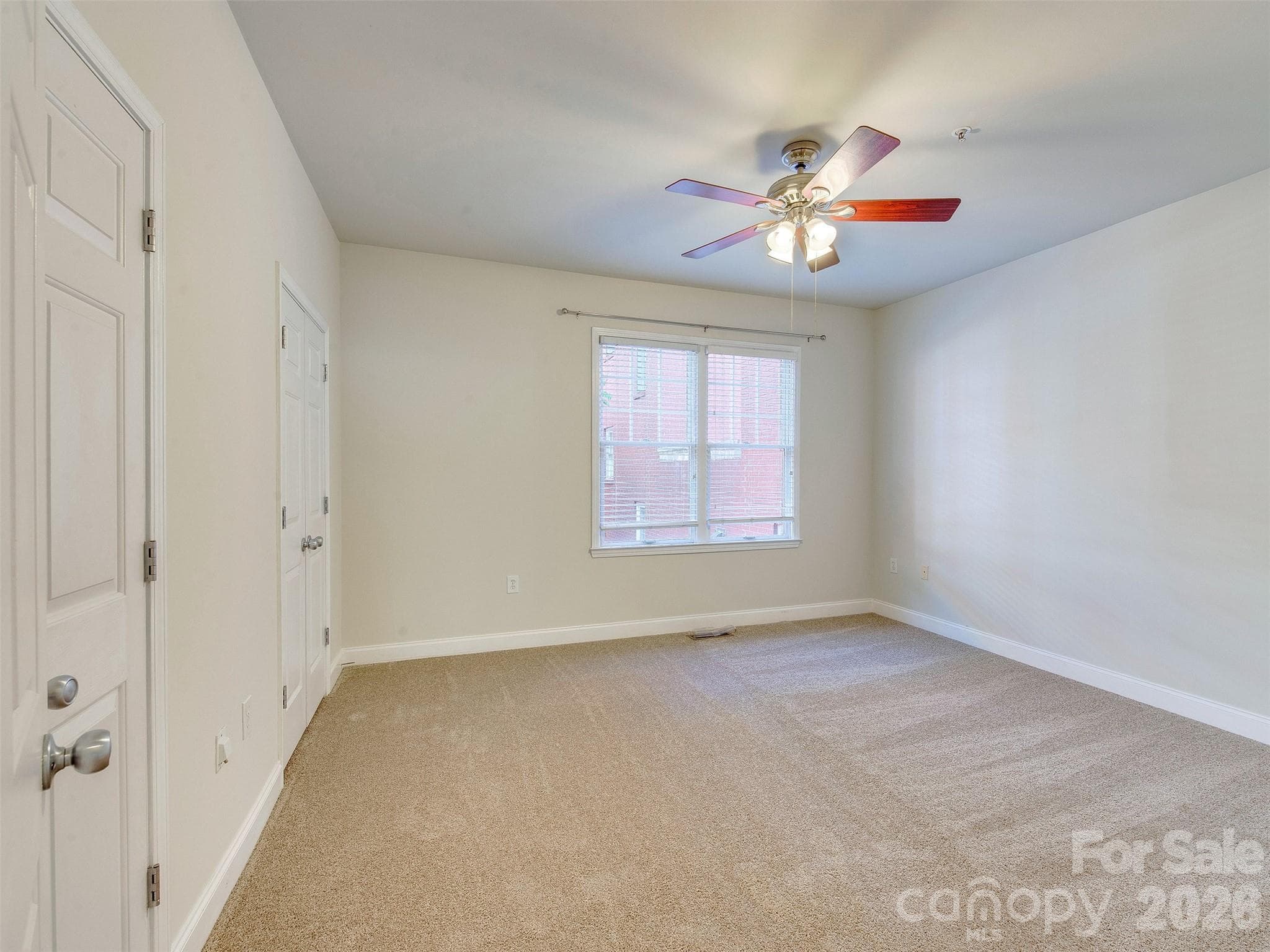 Condominium at 400 Clarice Avenue, Charlotte, photo 26 of 38