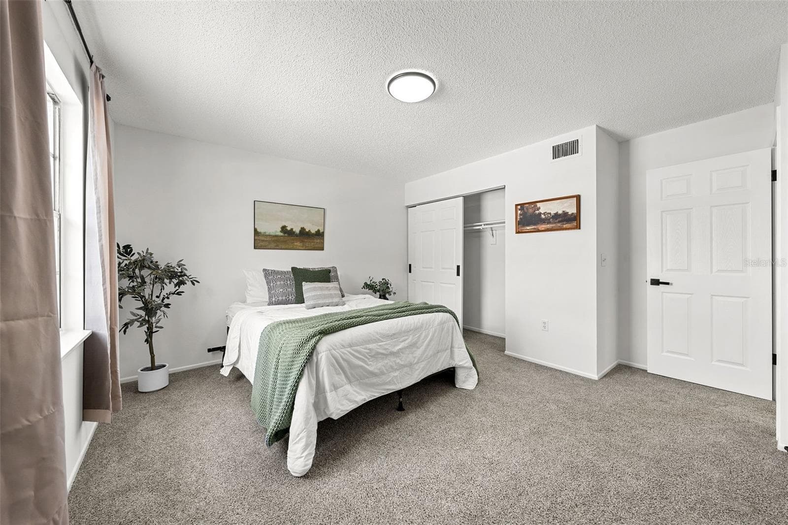 Townhouse at 11917 CONGRESSIONAL DR, TAMPA, photo 23 of 39