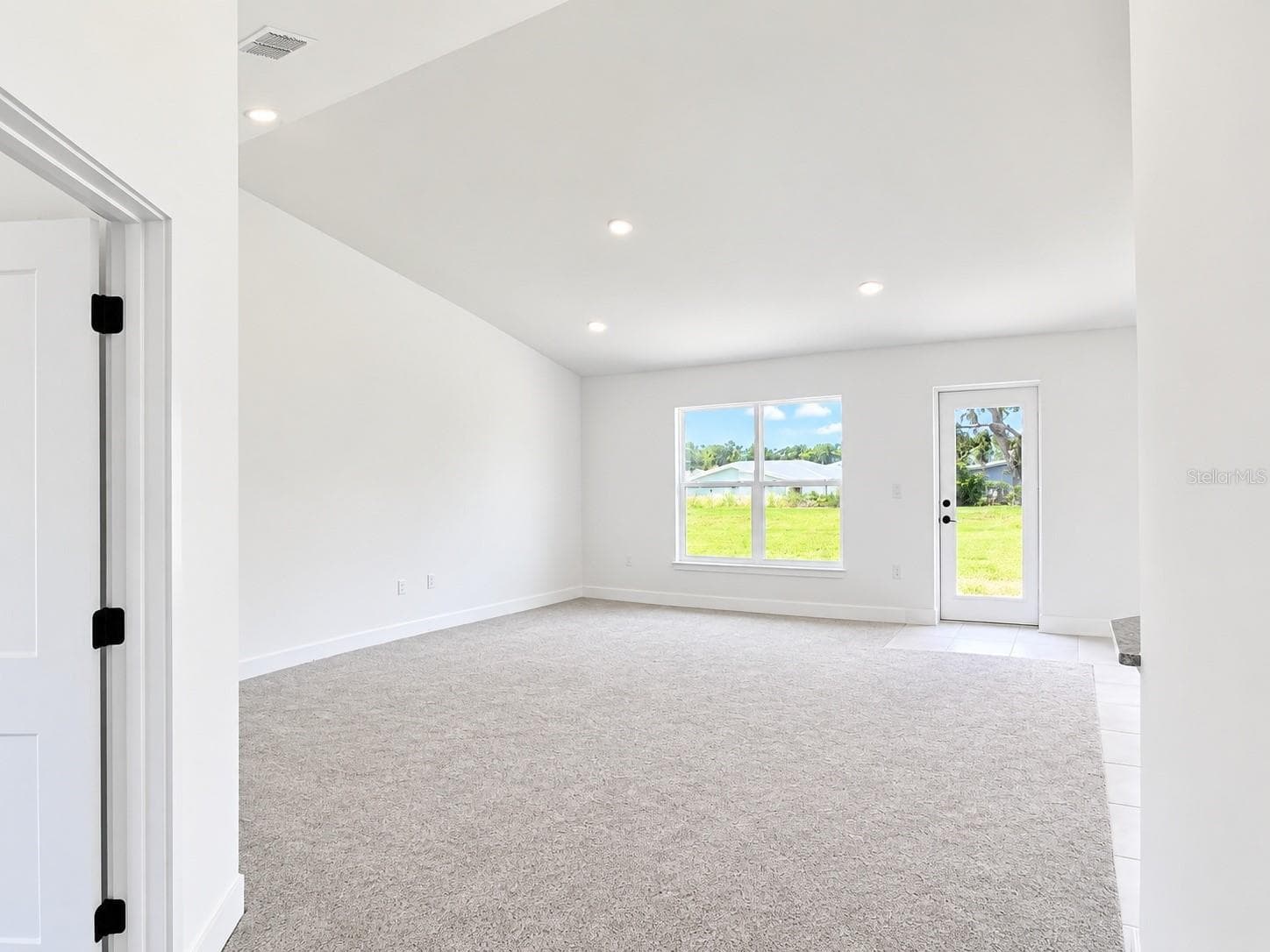 Single Family Residence at 1684 ANN ROSE WAY, LEESBURG, photo 2 of 23