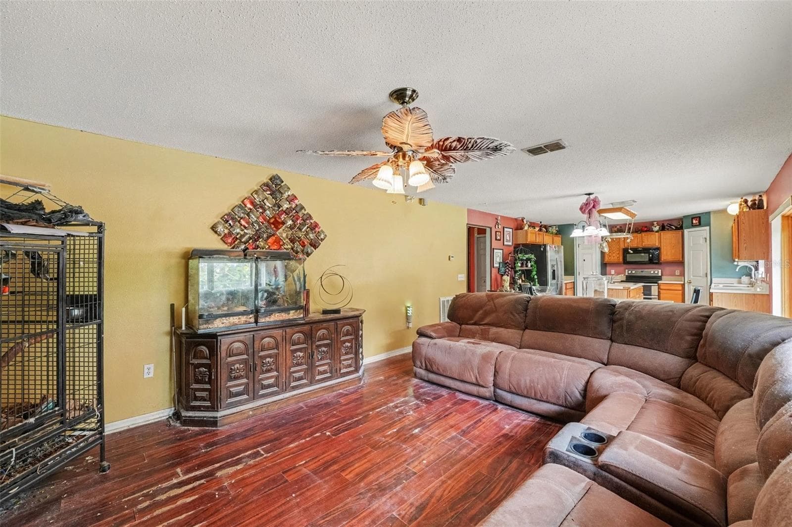 Single Family Residence at 5888 WINDRIDGE DR, WINTER HAVEN, photo 3 of 30
