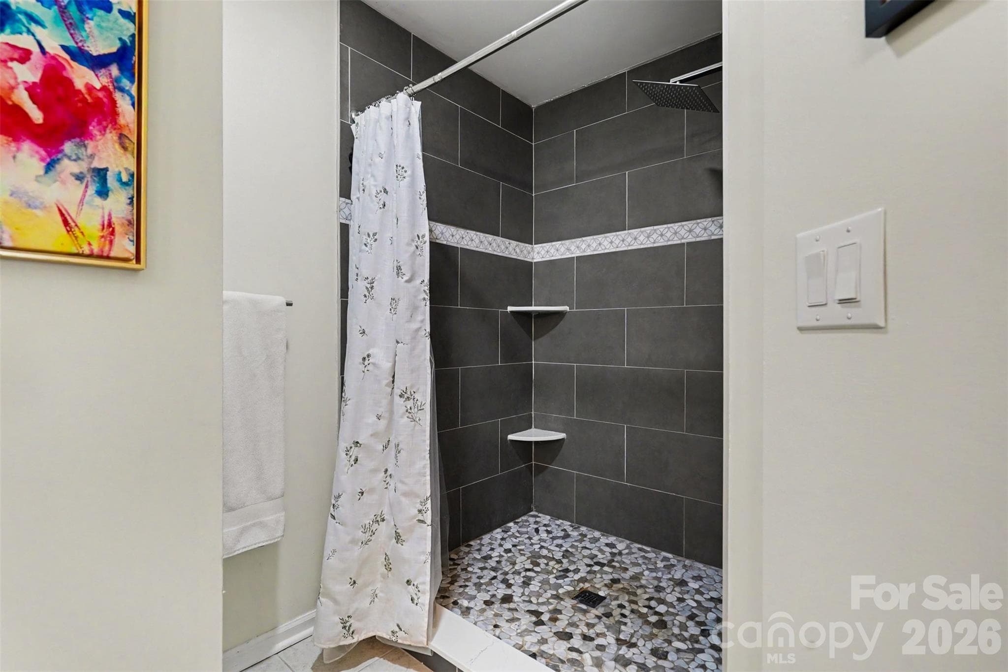 Single Family Residence at 5906 Meadow Hill Drive, Charlotte, photo 21 of 32