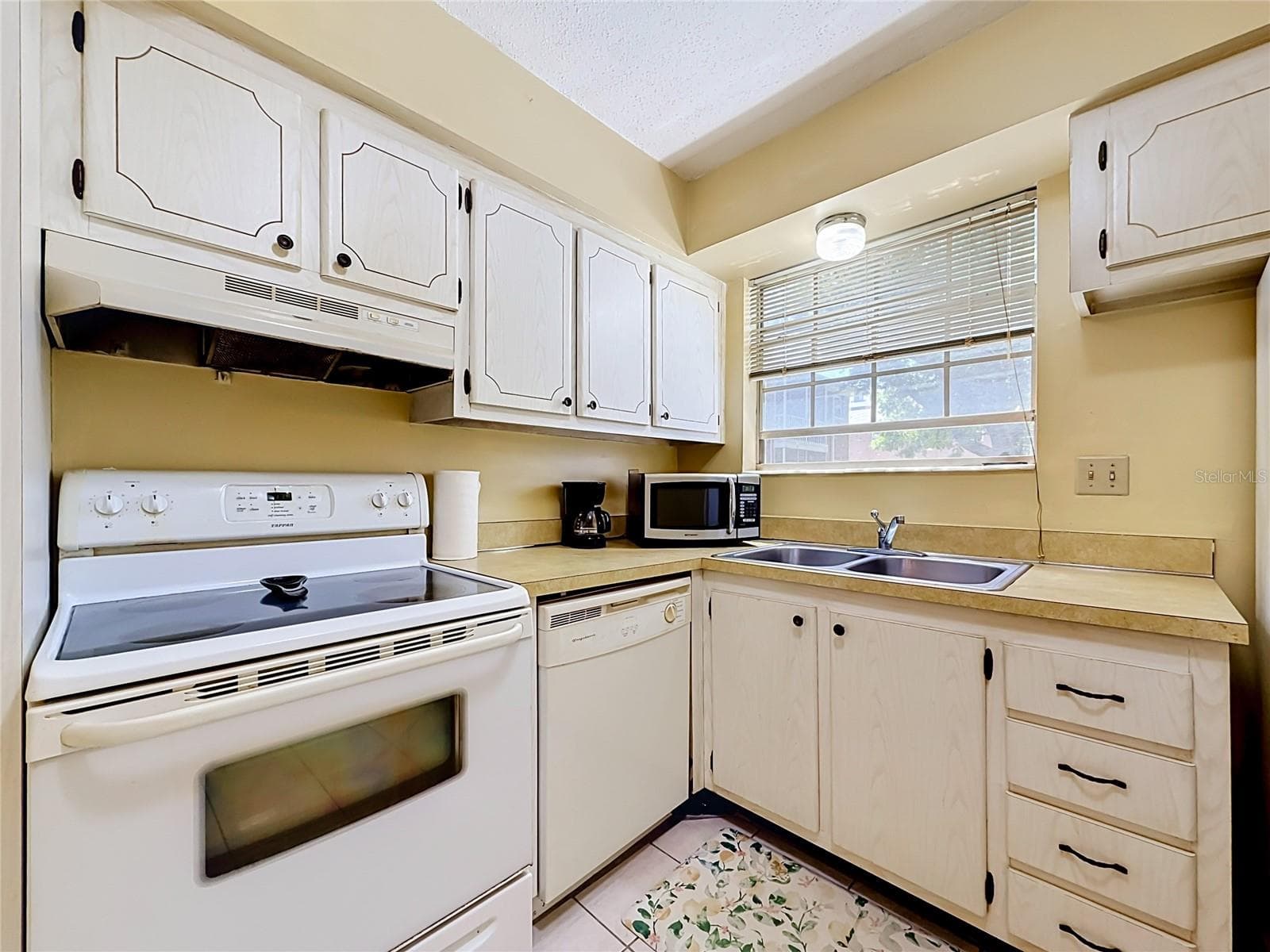 Condominium at 3574 41ST AVE S #149, ST PETERSBURG, photo 16 of 36