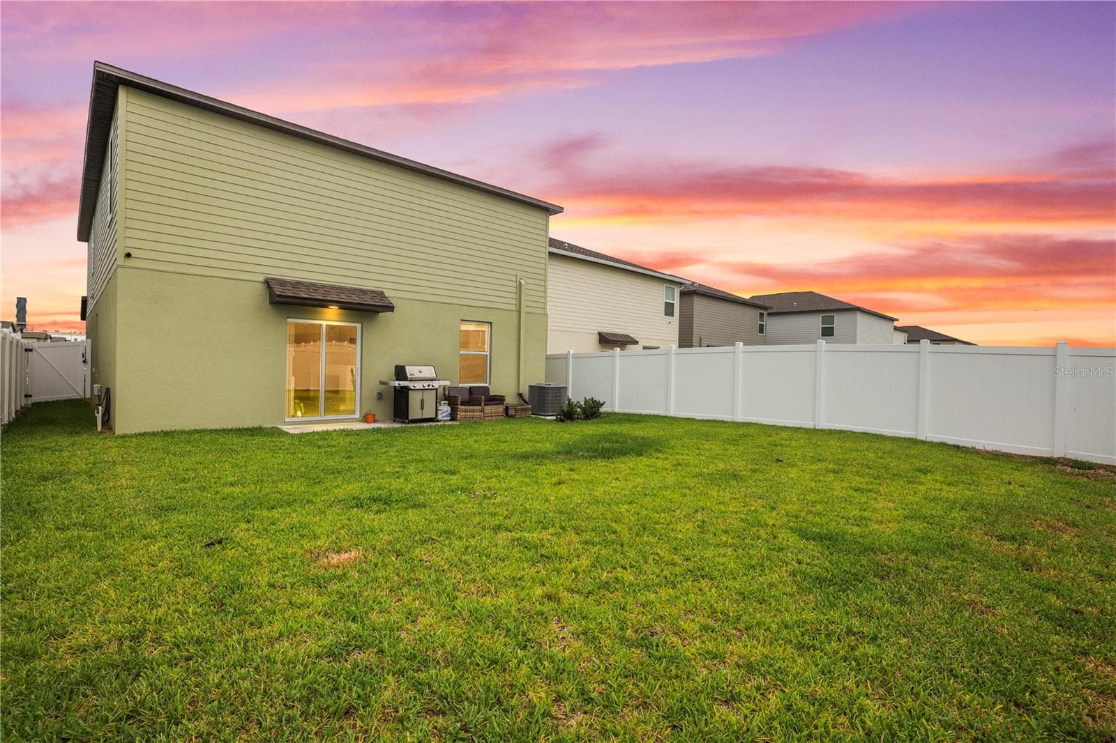 Single Family Residence at 629 BALD CYPRESS DR, LAKELAND, photo 25 of 28