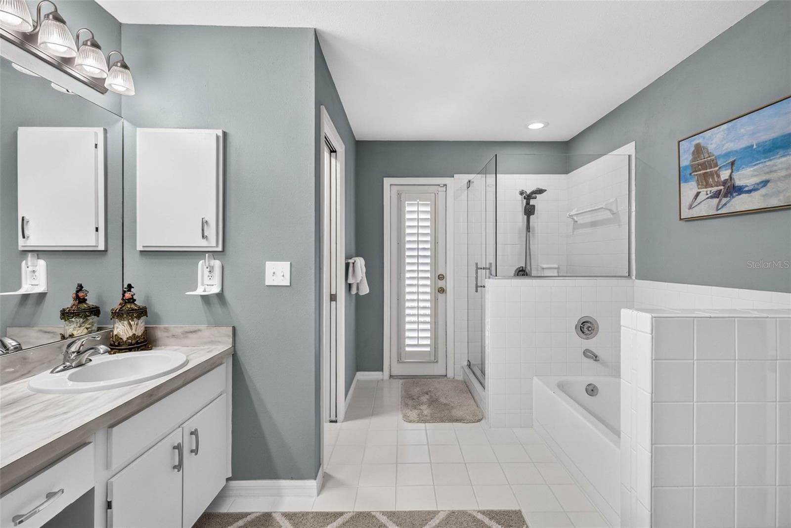 Single Family Residence at 7217 RIDGEPORT DR, TAMPA, photo 16 of 23