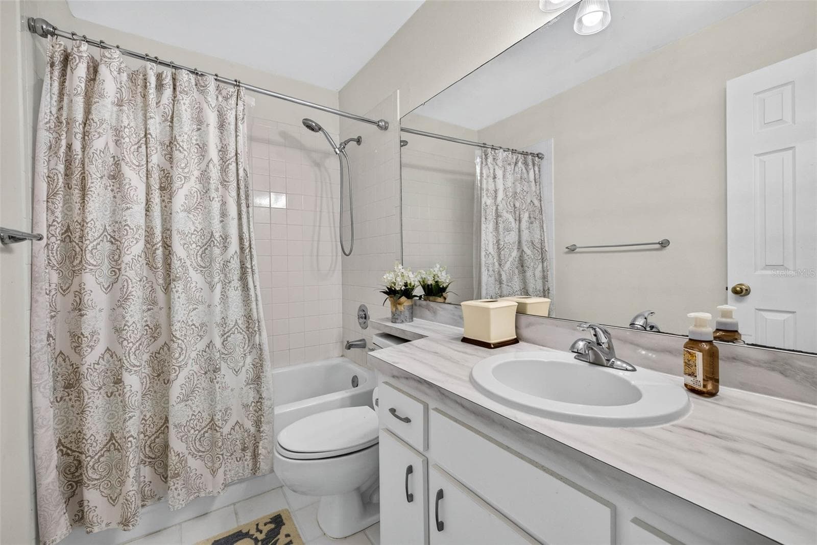 Single Family Residence at 7217 RIDGEPORT DR, TAMPA, photo 22 of 23