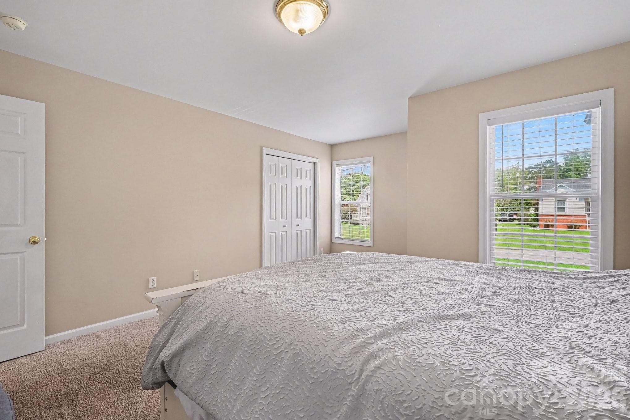 Primary Bedroom - 2240 15th Avenue NE, Hickory
