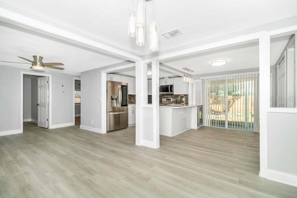 Single Family Residence at 5401 43RD TER N, ST PETERSBURG, photo 3 of 30