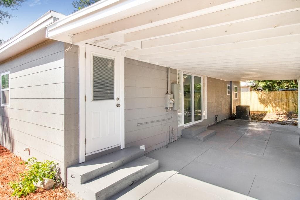 Single Family Residence at 5401 43RD TER N, ST PETERSBURG, photo 20 of 30