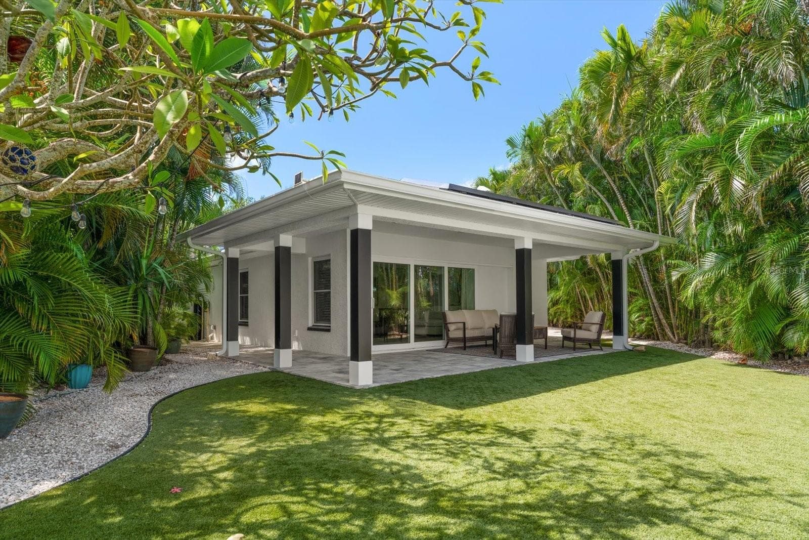 Single Family Residence at 1907 BAY BLVD, INDIAN ROCKS BEACH, photo 3 of 34