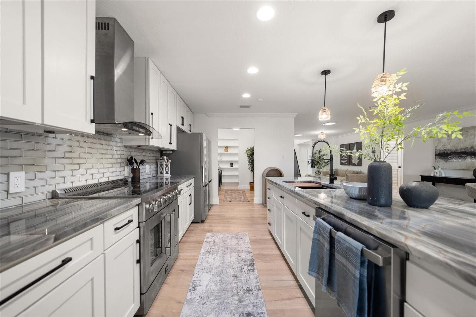 Single Family Residence at 1907 BAY BLVD, INDIAN ROCKS BEACH, photo 7 of 34