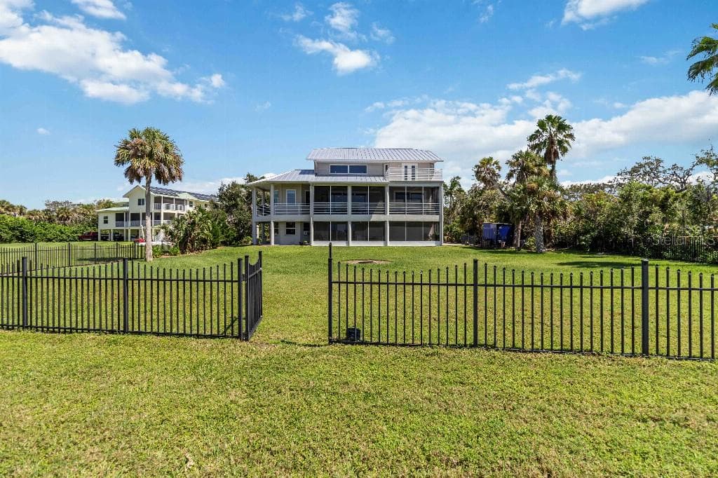 Single Family Residence at 6511 BAYSHORE RD, PALMETTO, photo 36 of 48