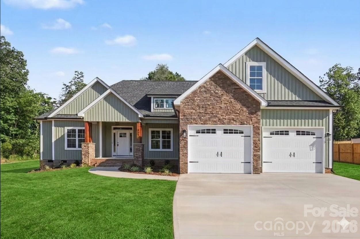 402 Dorothy Drive