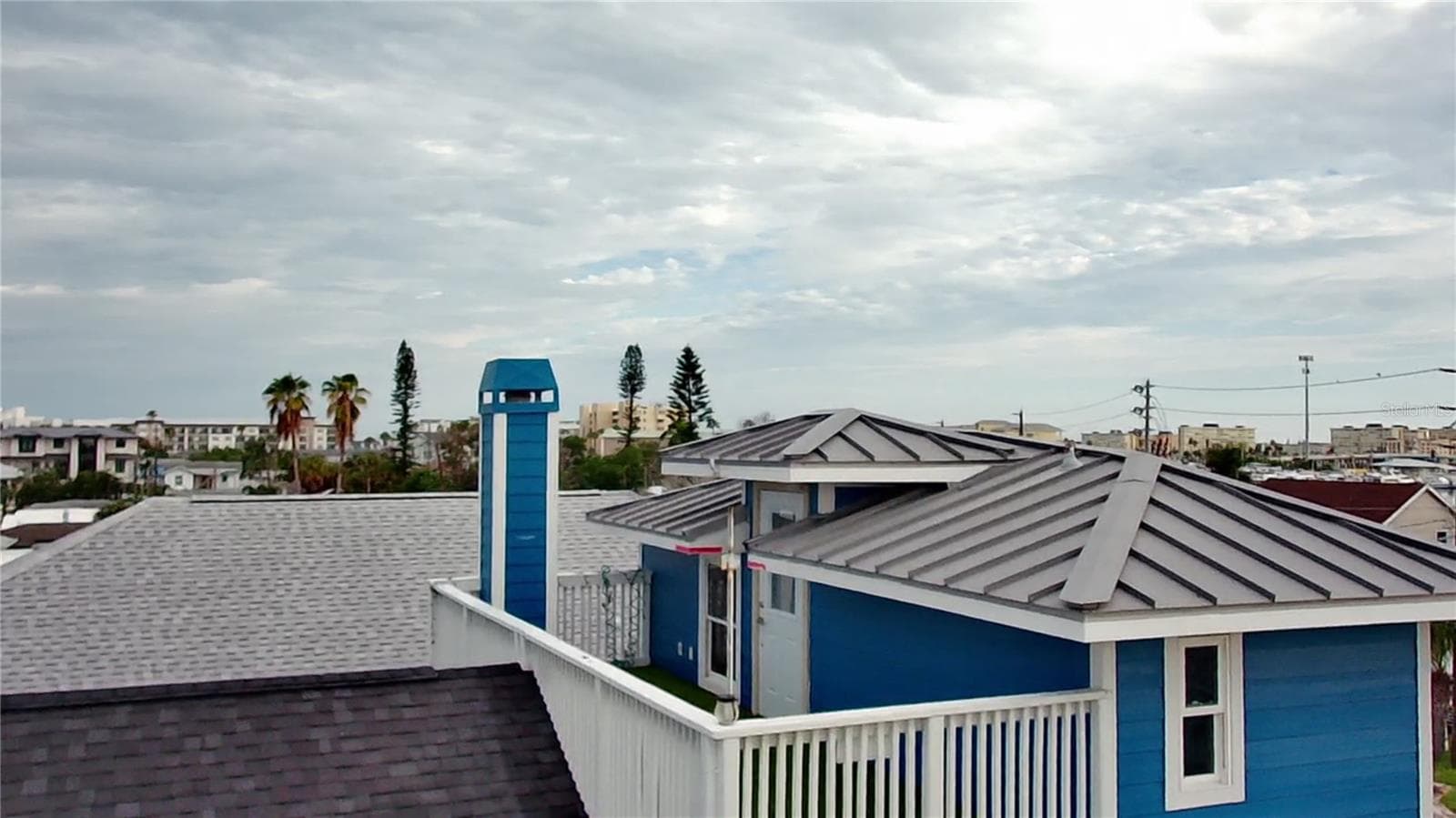 Single Family Residence at 14500 N BAYSHORE DR, MADEIRA BEACH, photo 38 of 60