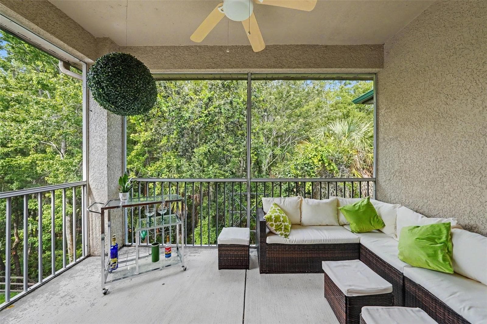 Condominium at 17108 CARRINGTON PARK DR #722, TAMPA, photo 4 of 25