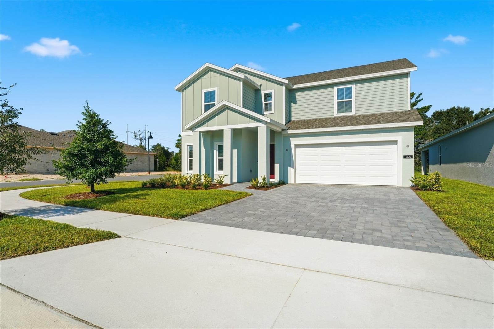 Front Exterior - 748 FARFIELDS ST, DELAND