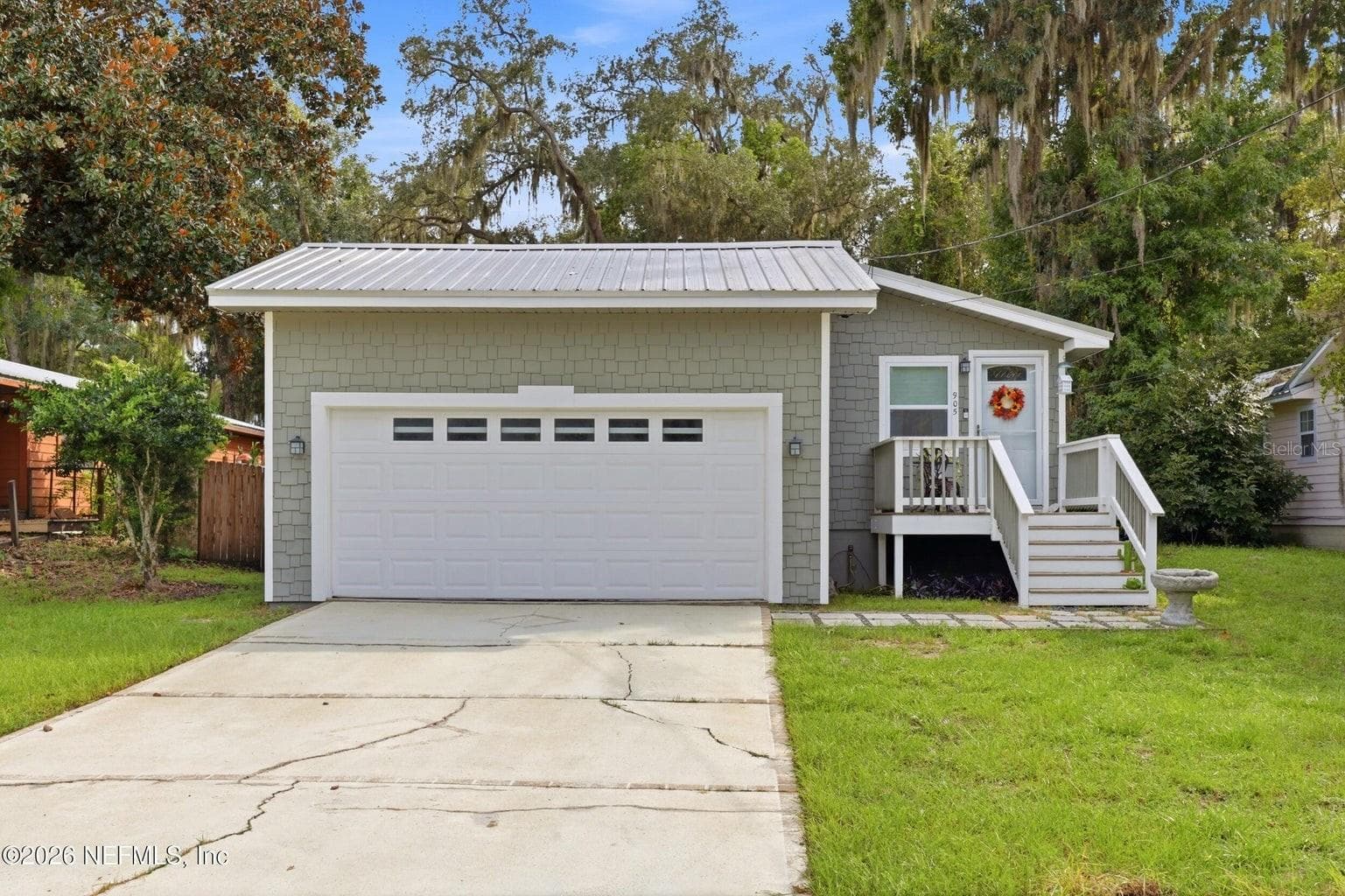Front Exterior - 905 SAINT JOHNS AVE, GREEN COVE SPRINGS