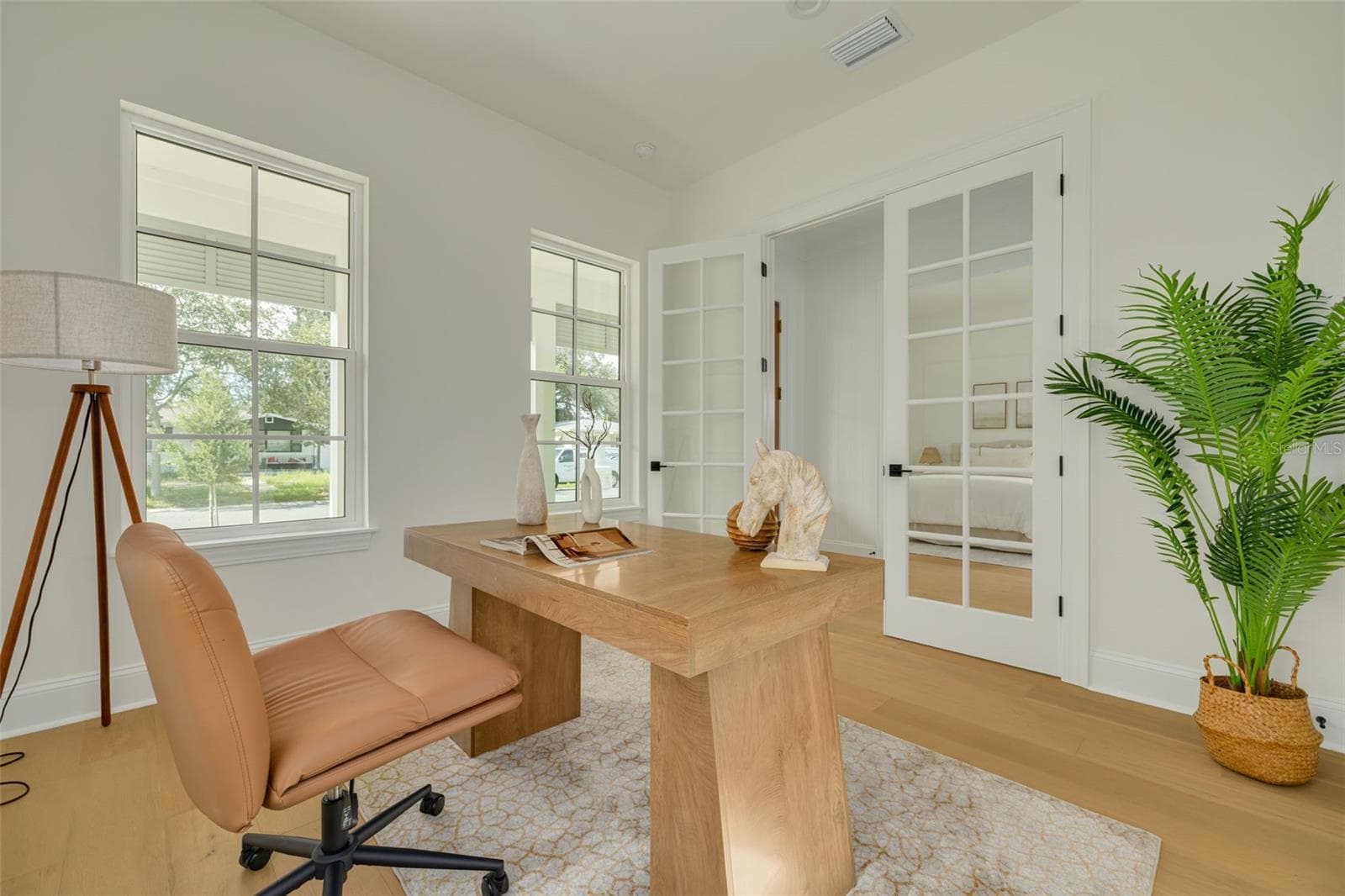 Single Family Residence at 461 47TH AVE N, ST PETERSBURG, photo 14 of 44