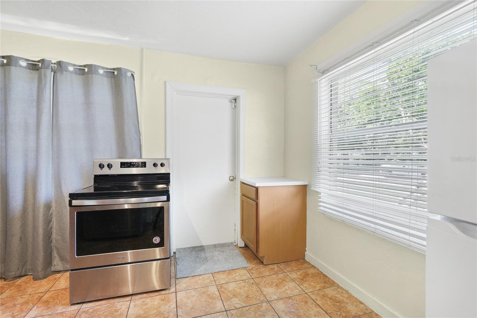 Single Family Residence at 1598 29TH ST, SARASOTA, photo 8 of 20