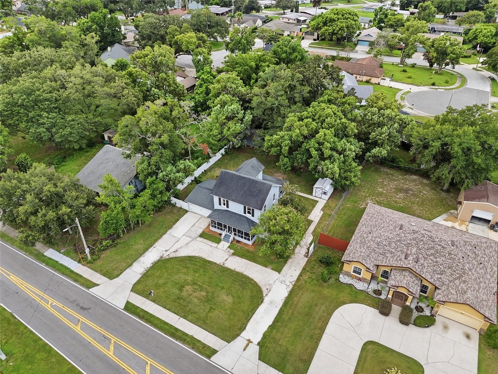 Single Family Residence at 4114 E MICHIGAN ST, ORLANDO, photo 8 of 52