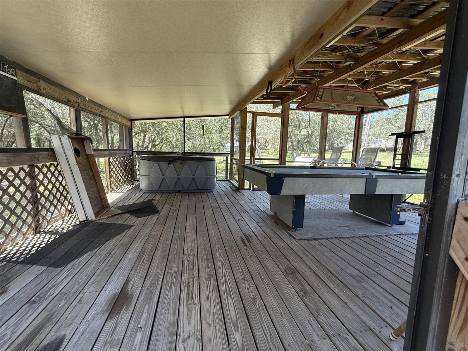 Game room - 12091 PINETREE LN, BROOKSVILLE