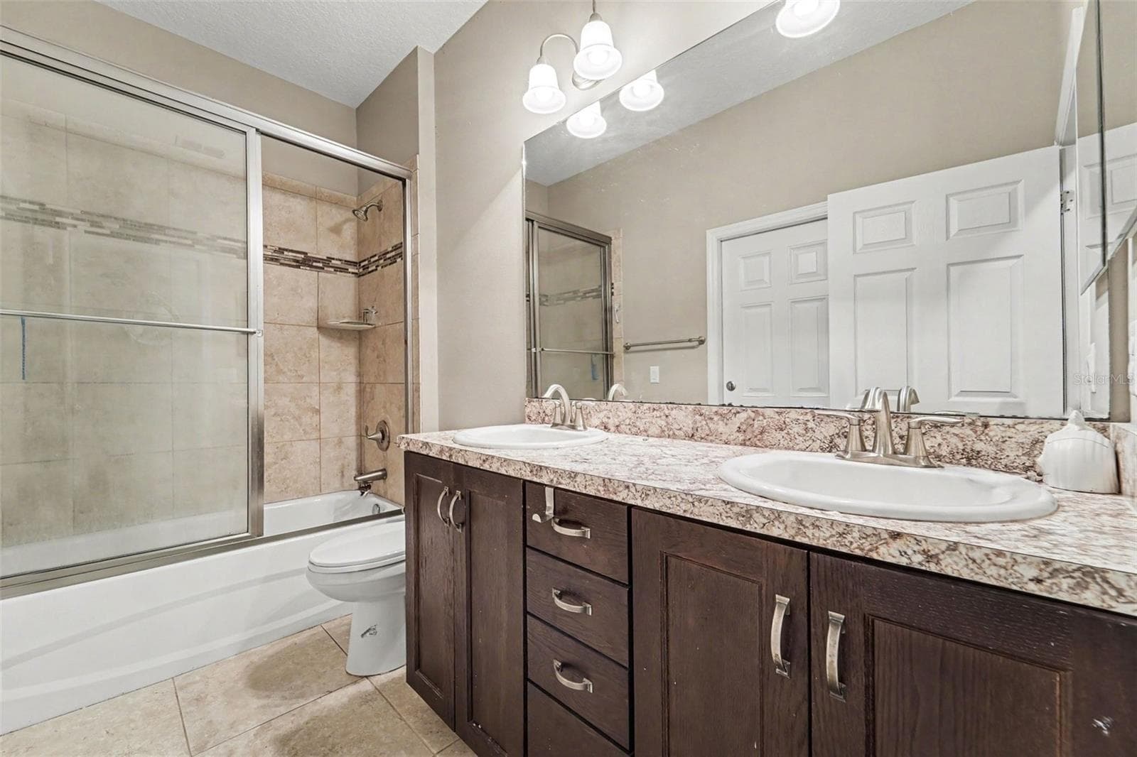 Single Family Residence at 13144 LAUREL CREST CT, GRAND ISLAND, photo 15 of 20
