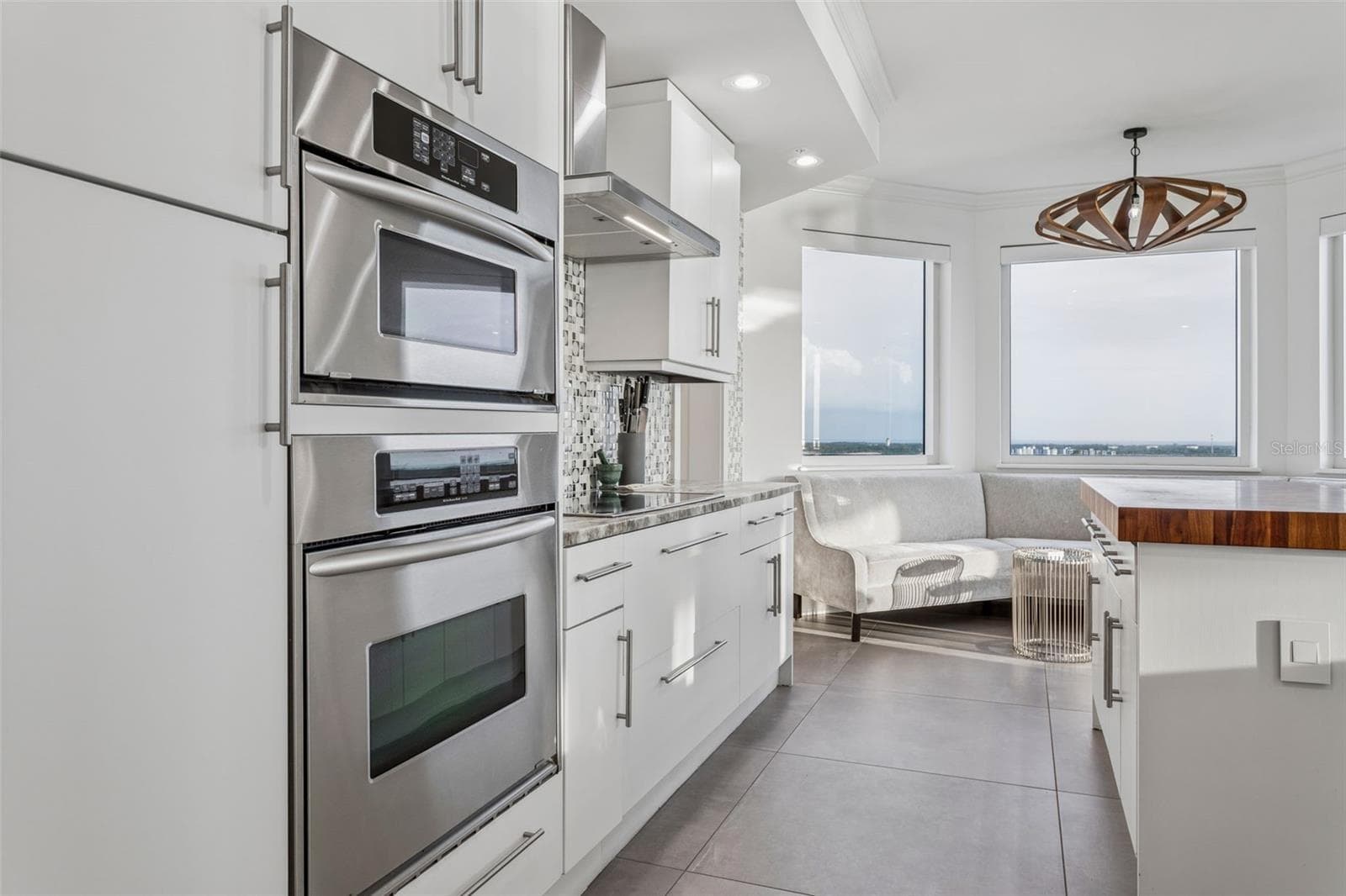 Condominium at 5823 BOWEN DANIEL DR #1501, TAMPA, photo 24 of 95