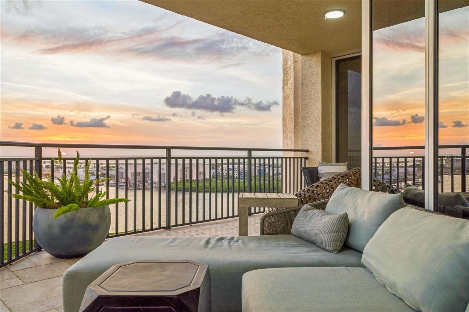 Condominium at 5823 BOWEN DANIEL DR #1501, TAMPA, photo 69 of 95