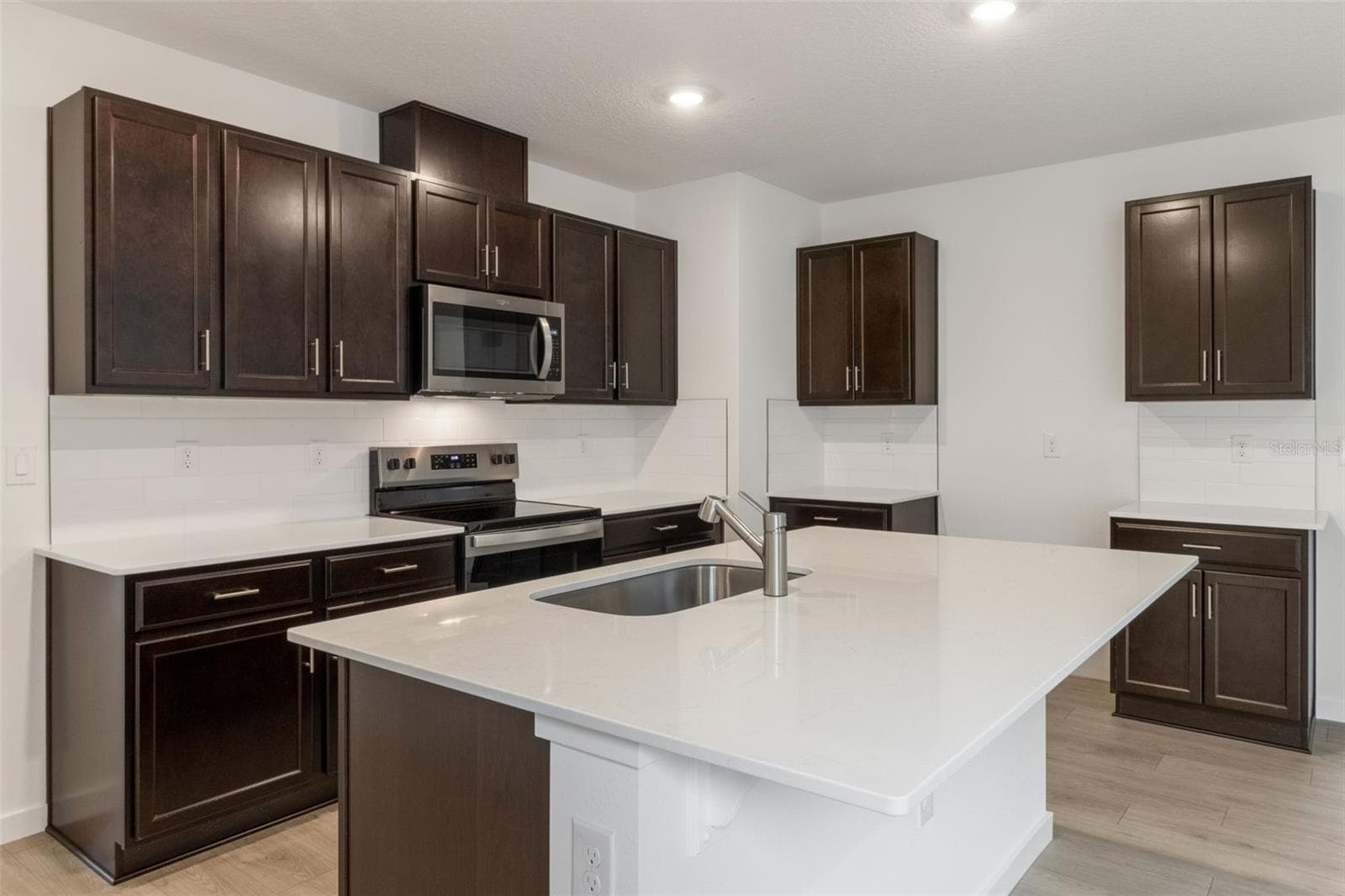 Single Family Residence at 1925 HOWARD MESA DR, KISSIMMEE, photo 15 of 66