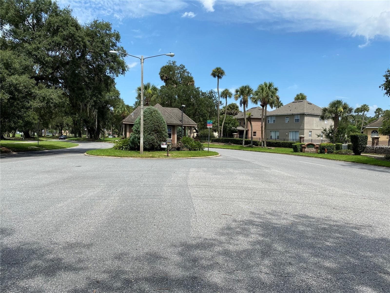 Single Family Residence at 1953 THE OAKS BLVD, KISSIMMEE, photo 6 of 9