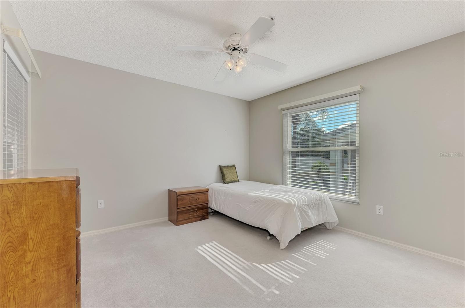 Condominium at 6904 DREWRYS BLF #807, BRADENTON, photo 18 of 45