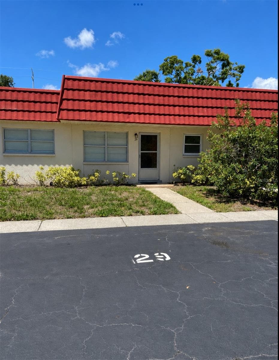 Condominium at 5860 38TH AVE N #29, ST PETERSBURG, photo 2 of 25
