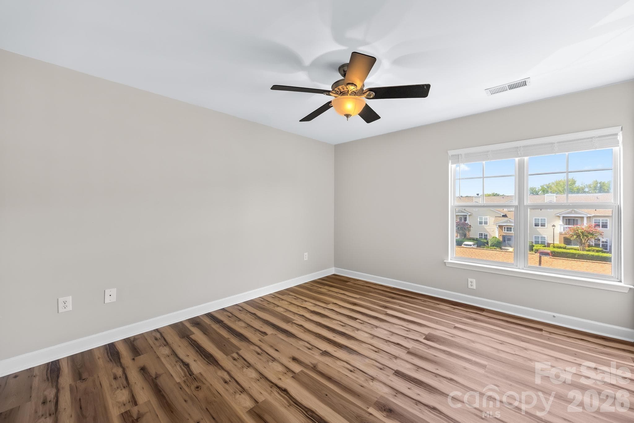 Condominium at 19747 Deer Valley Drive, Cornelius, photo 15 of 34