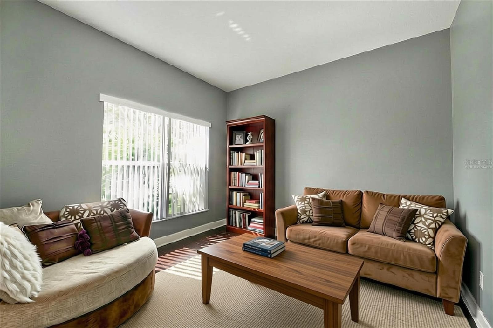 Single Family Residence at 5683 BRACKENWOOD DR, SPRING HILL, photo 5 of 49
