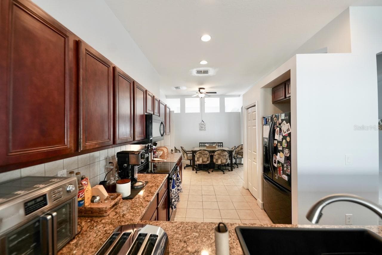 Single Family Residence at 5683 BRACKENWOOD DR, SPRING HILL, photo 14 of 49