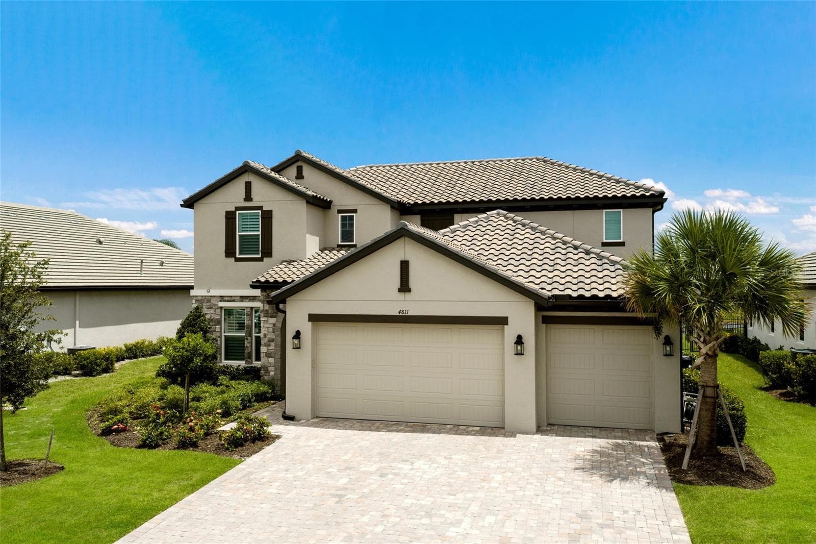 Single Family Residence at 4811 HONEY DEW LN, BRADENTON, photo 4 of 59