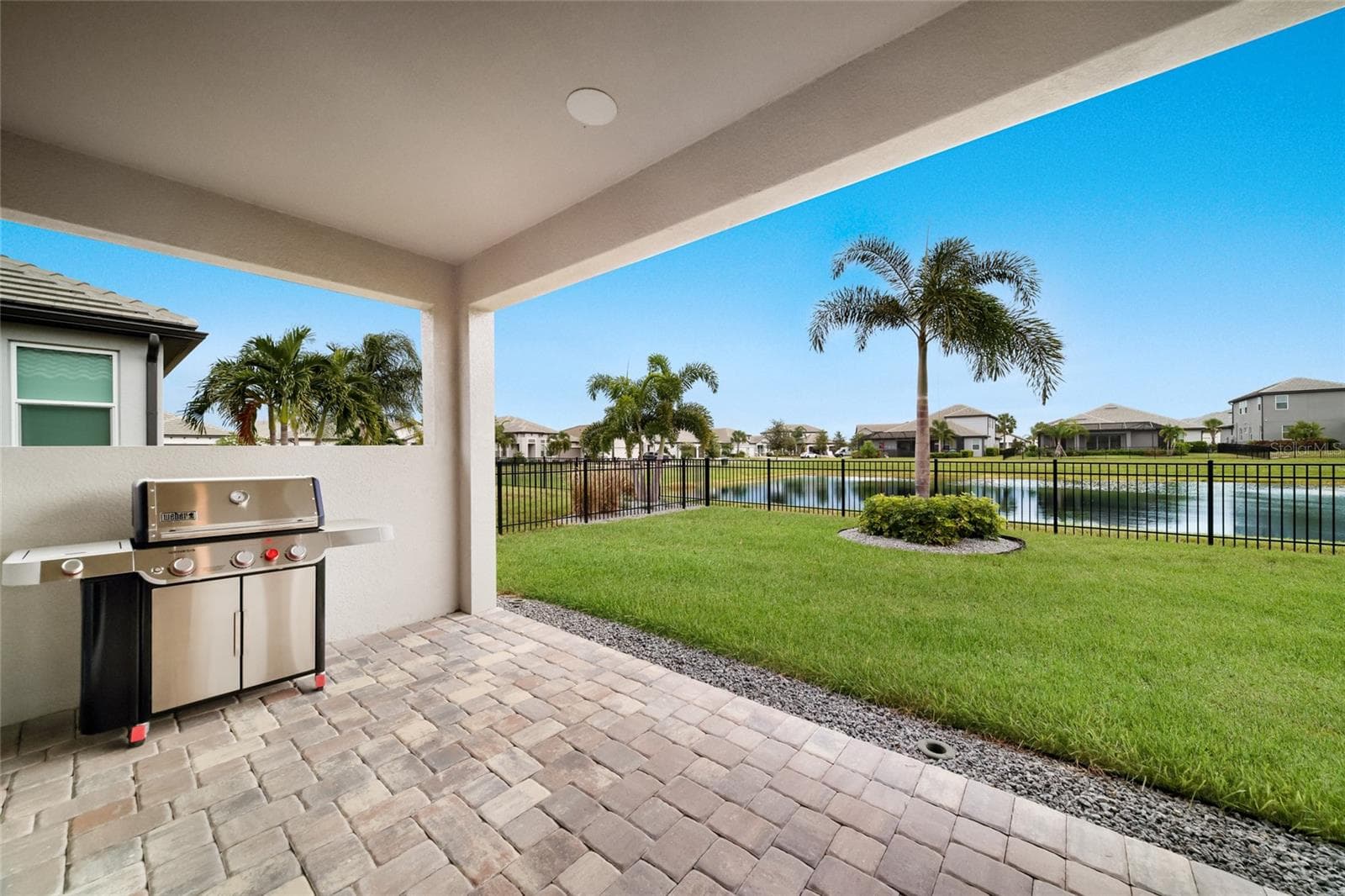 Extended Covered Lanai - 4811 HONEY DEW LN, BRADENTON