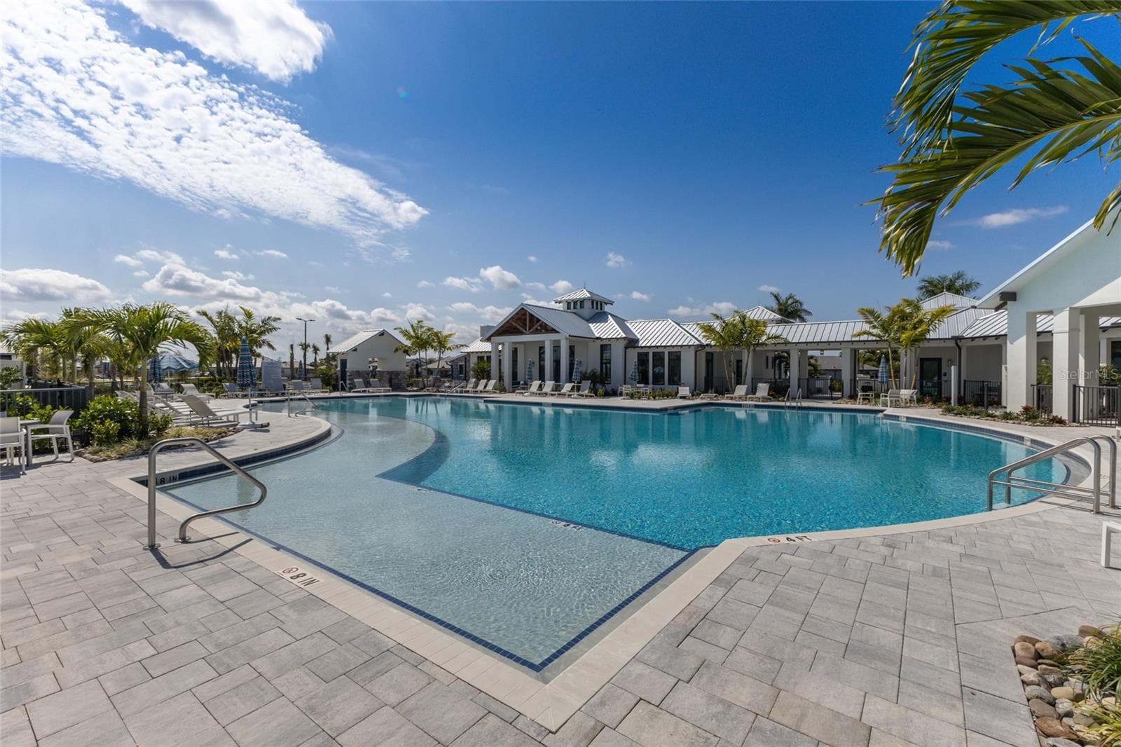 Resort-Style Community Pool - 4811 HONEY DEW LN, BRADENTON