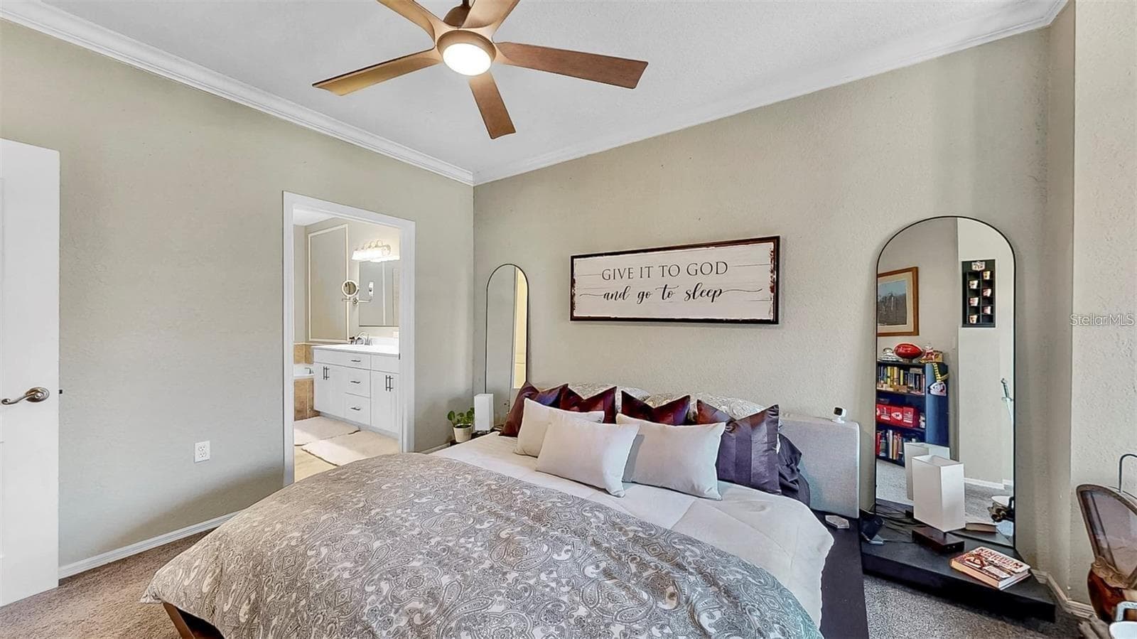 Condominium at 2773 VIA CIPRIANI #1330B, CLEARWATER, photo 15 of 22