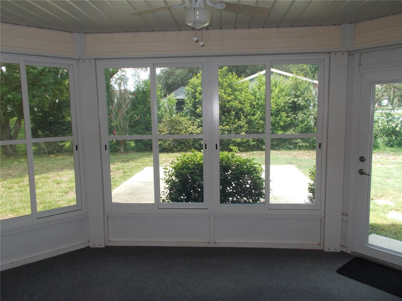 Lanai - 10918 SW 82ND TER, OCALA