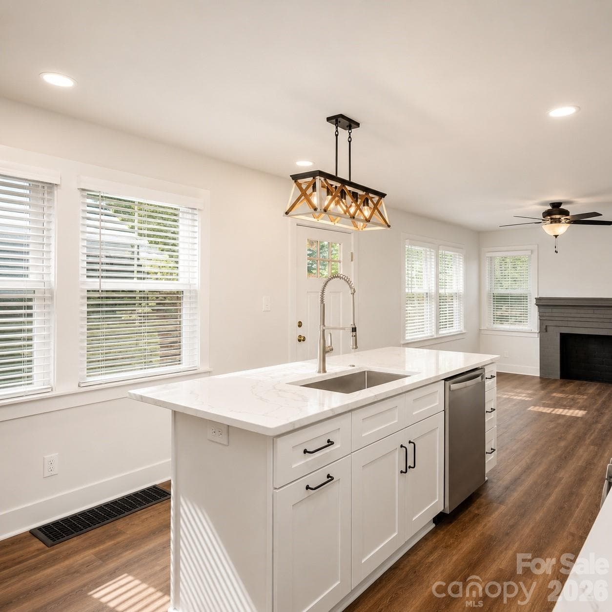 Single Family Residence at 2104 St Mark Street, Charlotte, photo 5 of 15