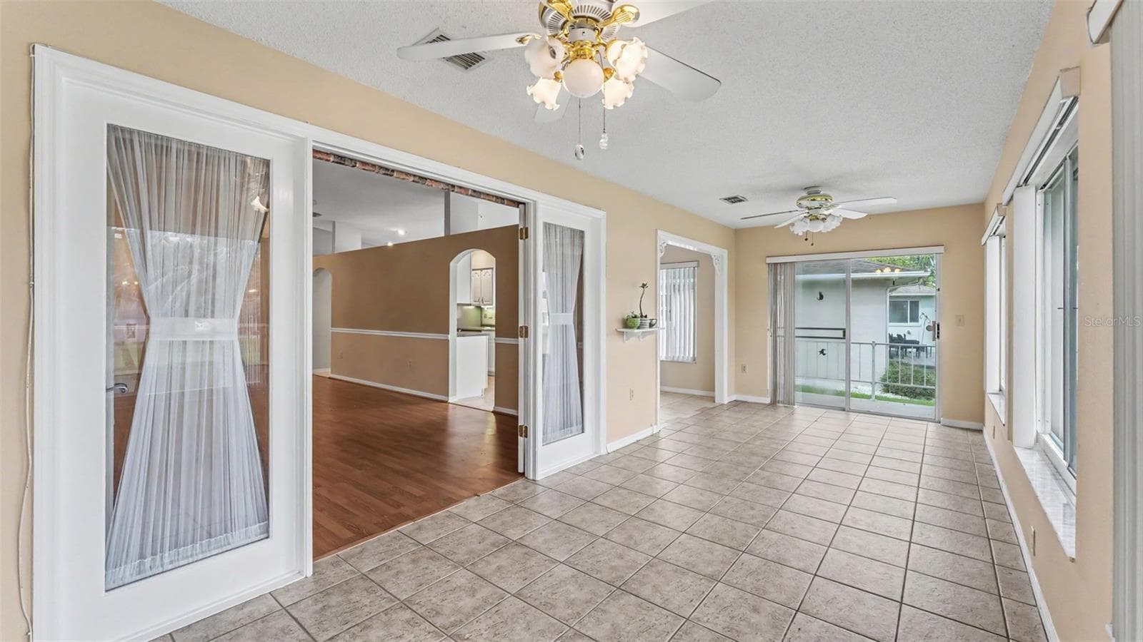 Single Family Residence at 2191 SILVER RE DR, LAKELAND, photo 33 of 55