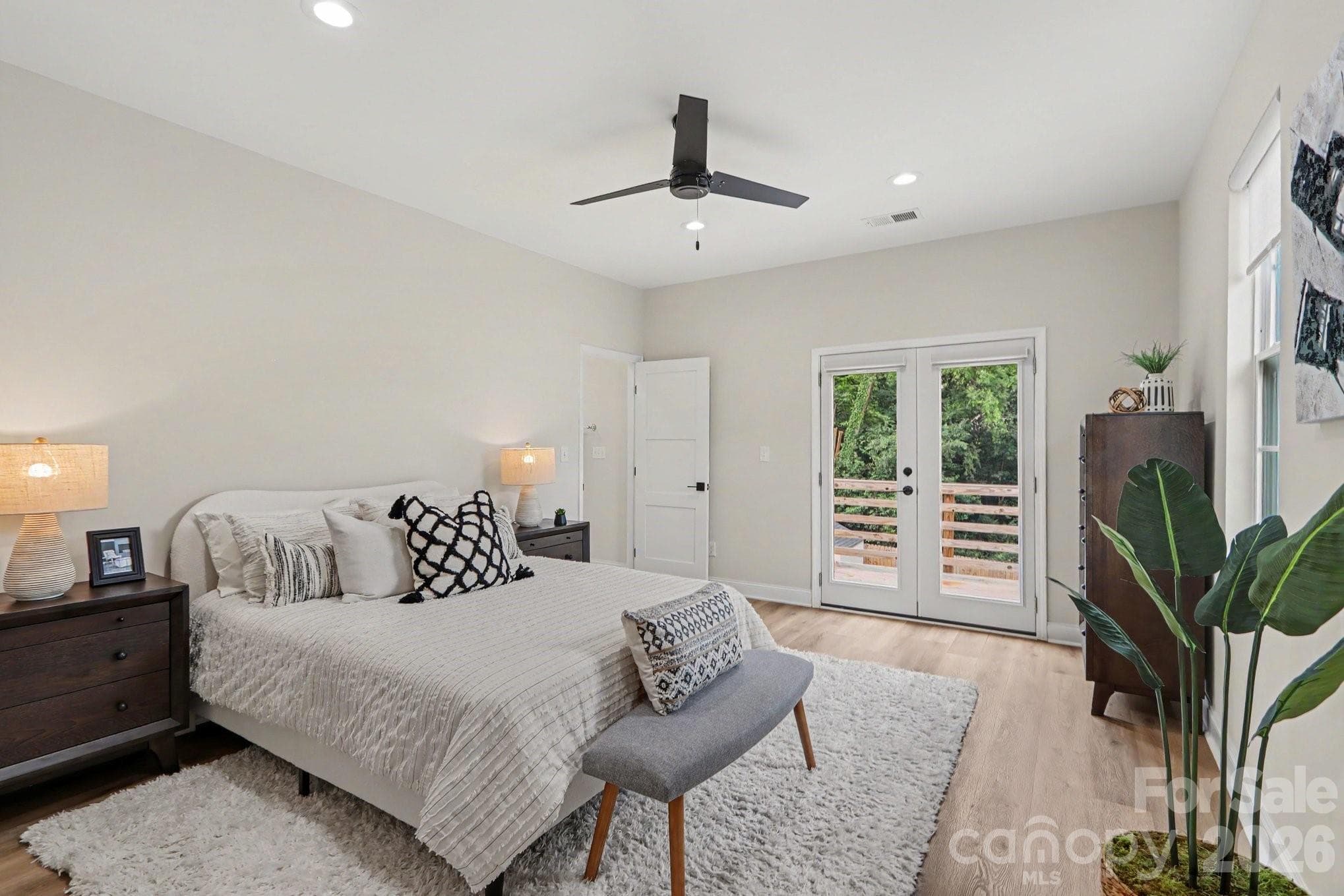 Single Family Residence at 842 Belmont Avenue, Charlotte, photo 14 of 28