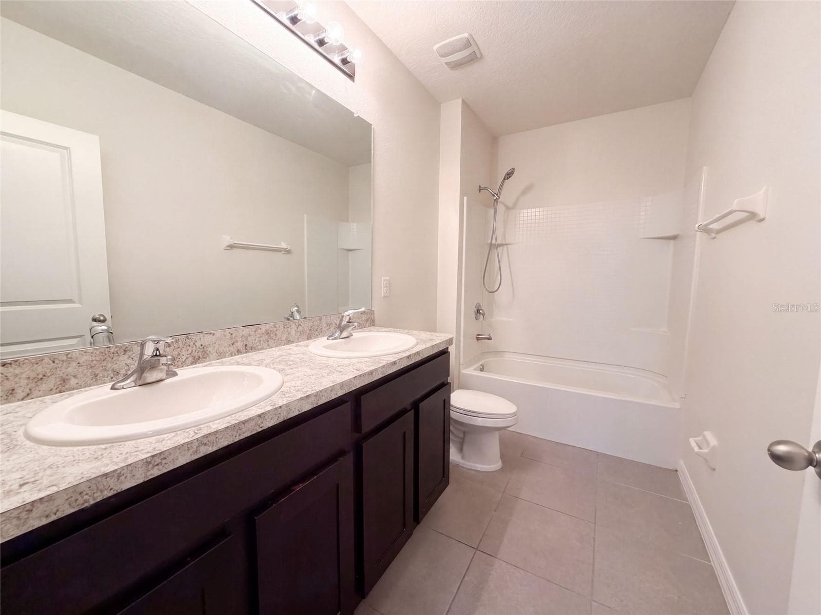Single Family Residence at 16805 TRITE BEND ST, WIMAUMA, photo 20 of 28