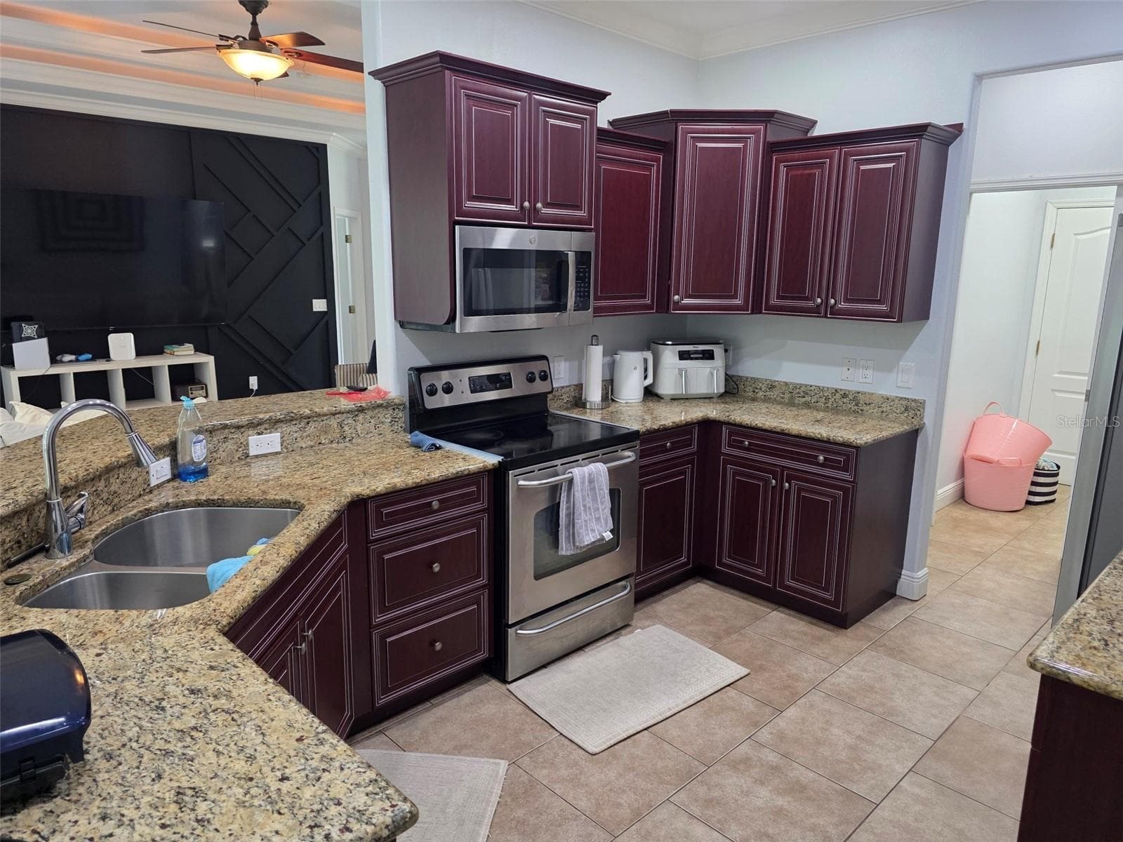 Single Family Residence at 4644 SAWYER RD, SARASOTA, photo 7 of 22