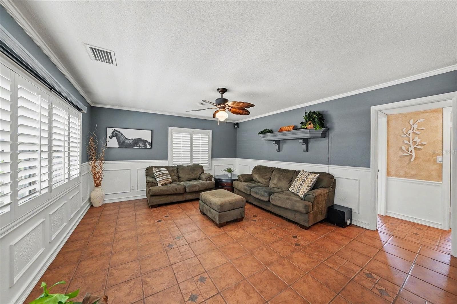 Single Family Residence at 404 CLARISSA DR, BRANDON, photo 9 of 51