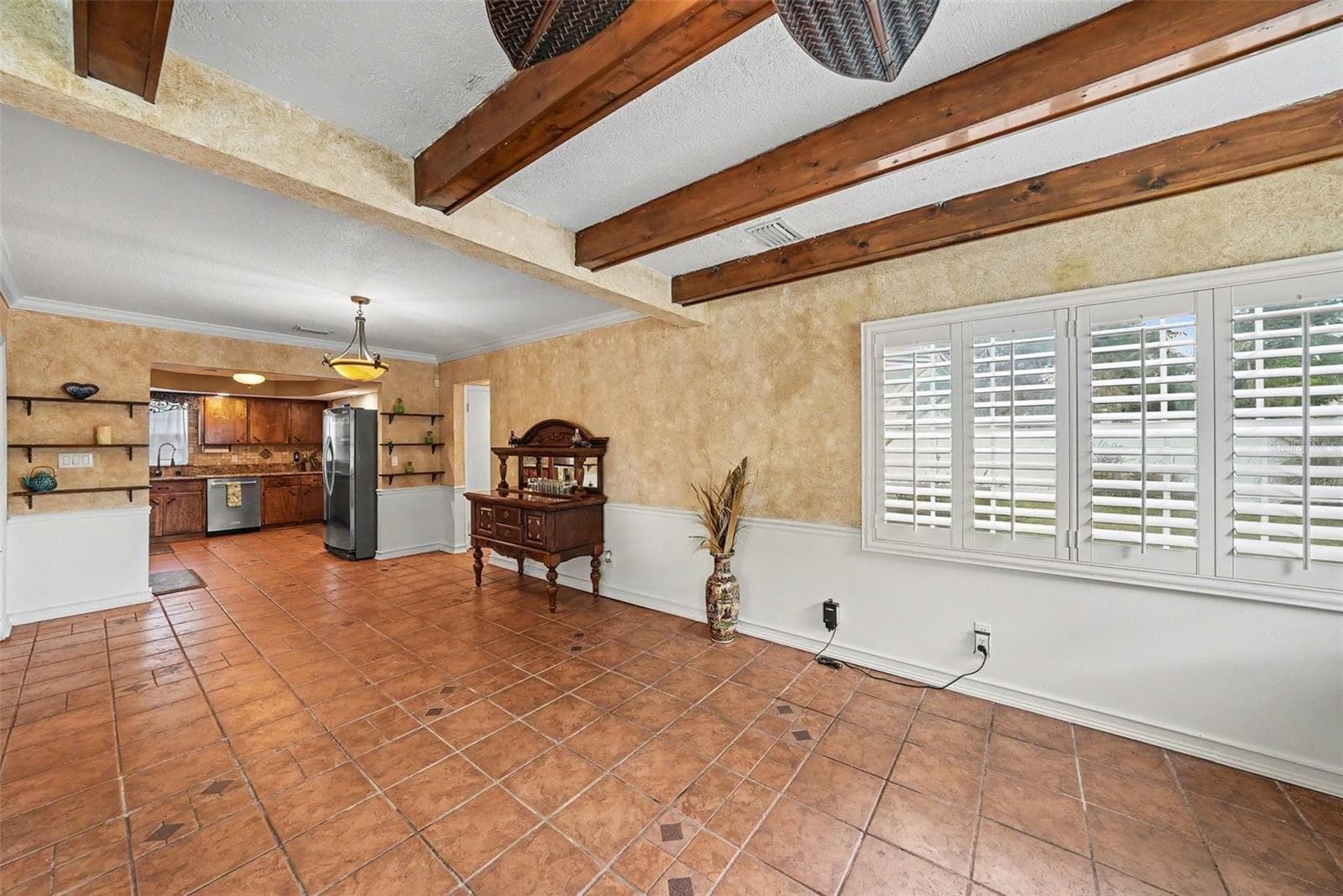 Single Family Residence at 404 CLARISSA DR, BRANDON, photo 13 of 51