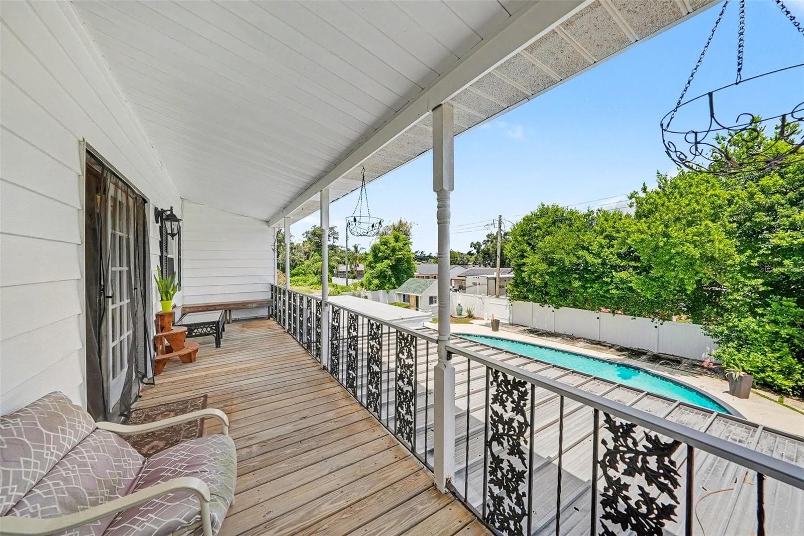 Balcony over looking Pool - 404 CLARISSA DR, BRANDON