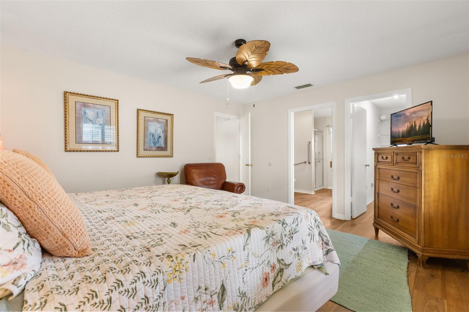 Primary Ensuite - 2527 BOTELLO AVE, THE VILLAGES